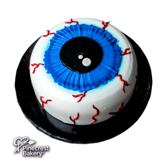 Halloween: Eyeball Buttercream Cakes